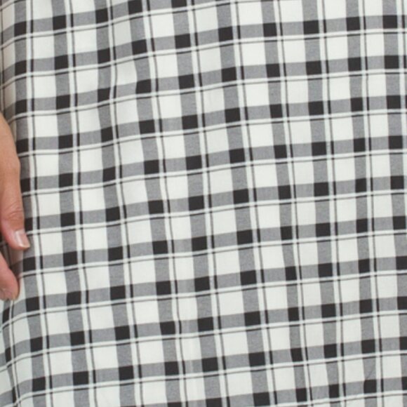 GILLI Plus Plaid Faux Wrap Dress - Picture 4 of 6